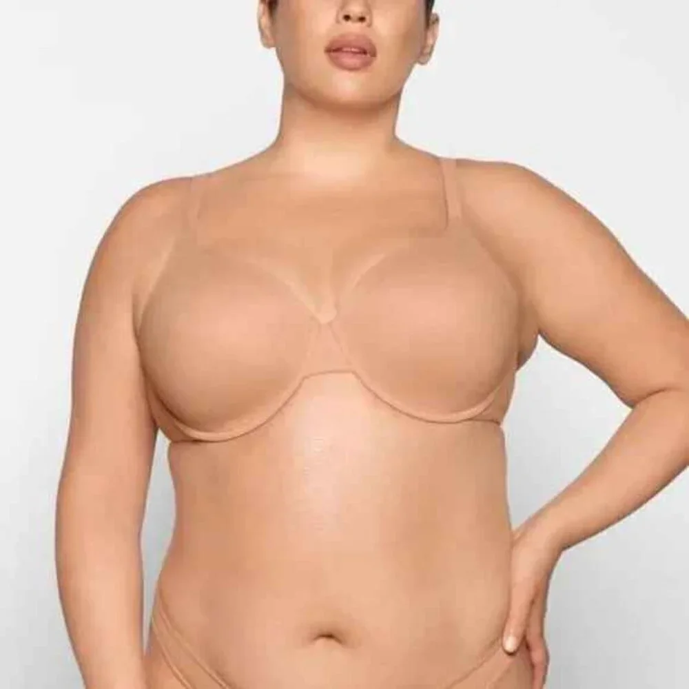 Skims Fits Everybody T-Shirt Bra in Clay - Picture 1 of 15